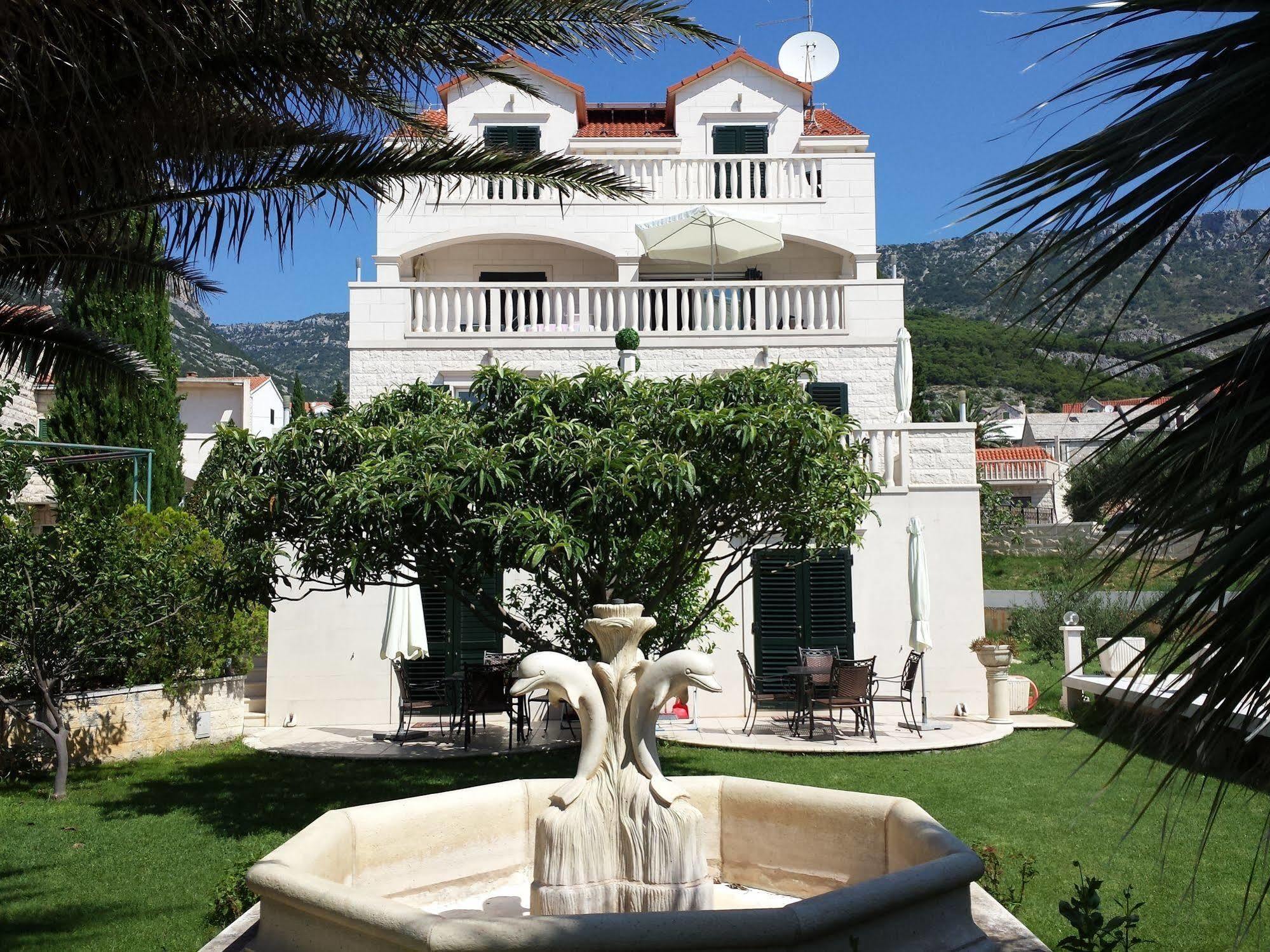 Villa Jadranka Bol Exteriör bild